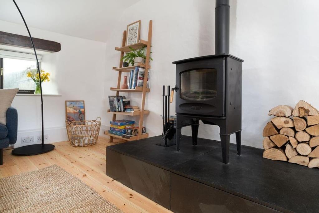 Porthcurno Barns, The Cart Lodge - Cosy Cottage, Walk To Porthcurno Beach, Pedn Vouder & Minack Theatre Penzance Eksteriør bilde