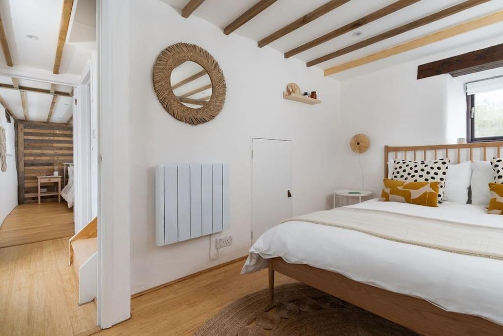 Porthcurno Barns, The Cart Lodge - Cosy Cottage, Walk To Porthcurno Beach, Pedn Vouder & Minack Theatre Penzance Eksteriør bilde