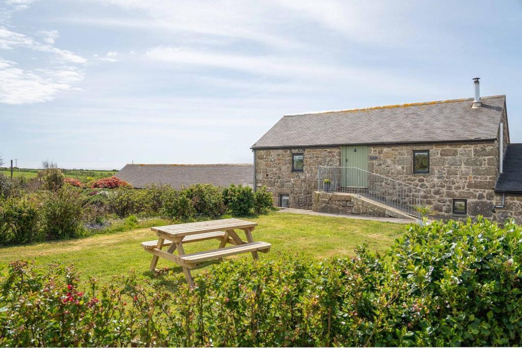 Porthcurno Barns, The Cart Lodge - Cosy Cottage, Walk To Porthcurno Beach, Pedn Vouder & Minack Theatre Penzance Eksteriør bilde